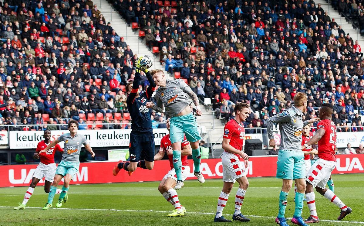 里昂女足谈巴萨最新消息 里昂女足谈巴萨最新消息