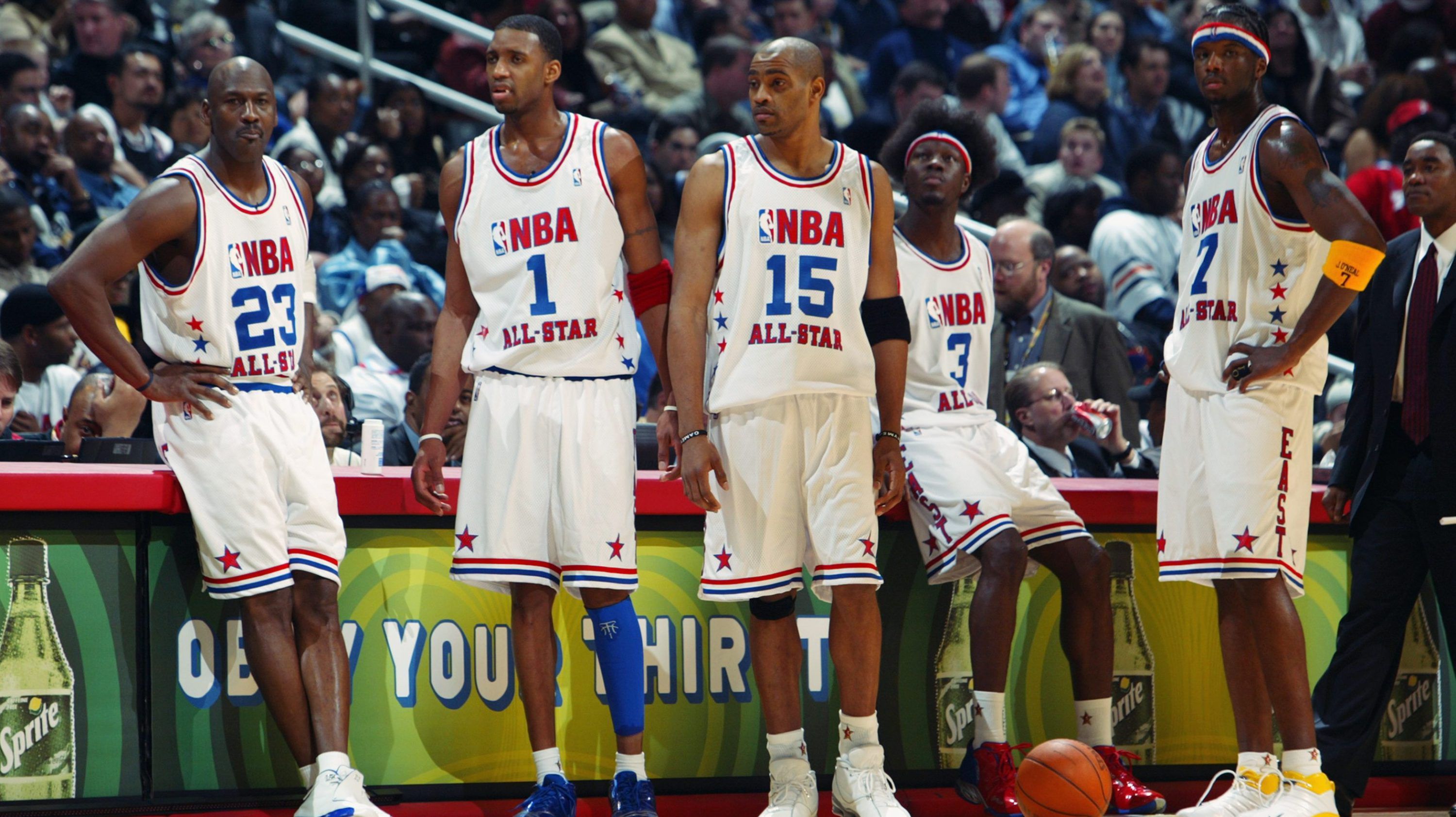 窗口期亚特兰大调整名单以备全明星赛，外线爆发环节打磨，引发热议，团队化学反应显著的简单介绍