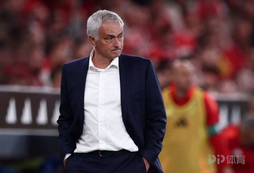 包含清晨本菲卡主帅复盘——德甲节点到来，悬念犹存，资深球员宣示担当的词条